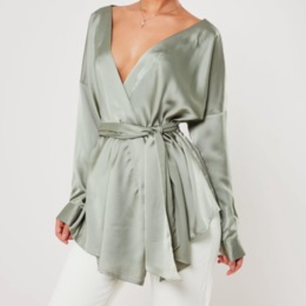 Chic Olive Green Tie-Front Cardigan